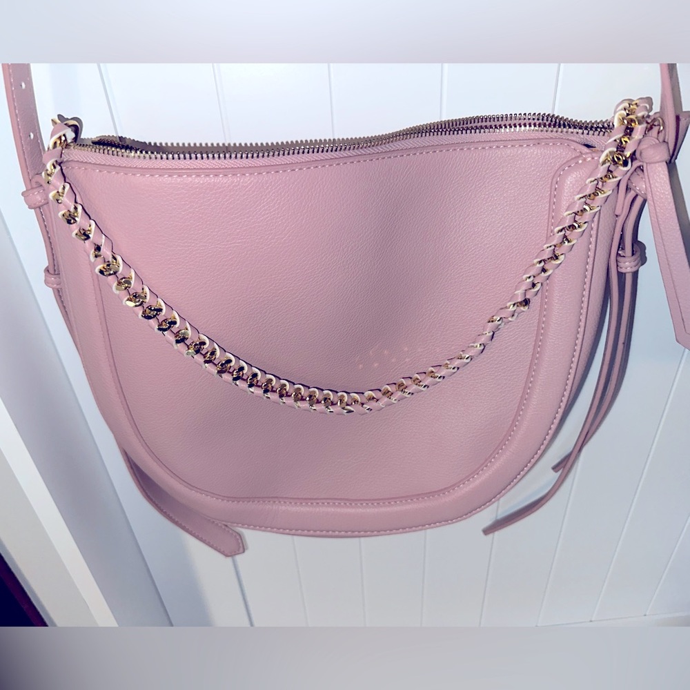 Urban brand purse, pink with gold chain!